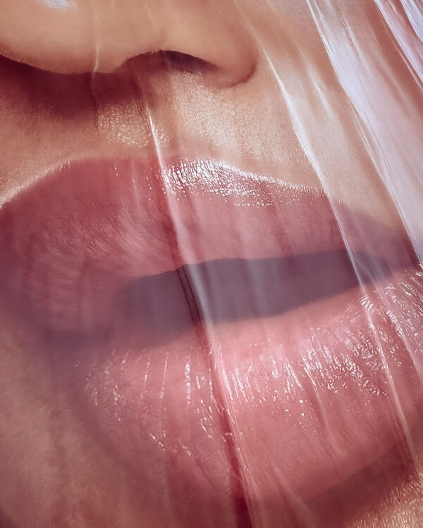 Lips:Vertical